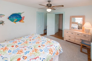 5 bedrooms, WiFi, bed sheets