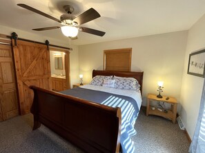 3 Schlafzimmer, Bügeleisen/Bügelbrett, WLAN, Bettwäsche