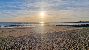 Nær stranden