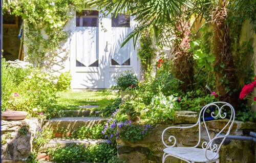 Nice home in Saint-Martin-de-Ré