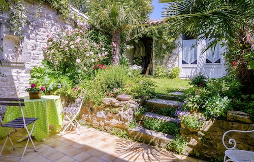 Nice home in Saint-Martin-de-Ré