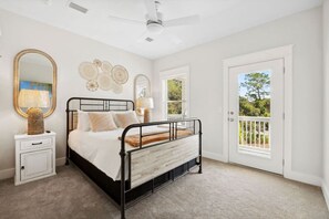 3 bedrooms, desk, iron/ironing board, WiFi