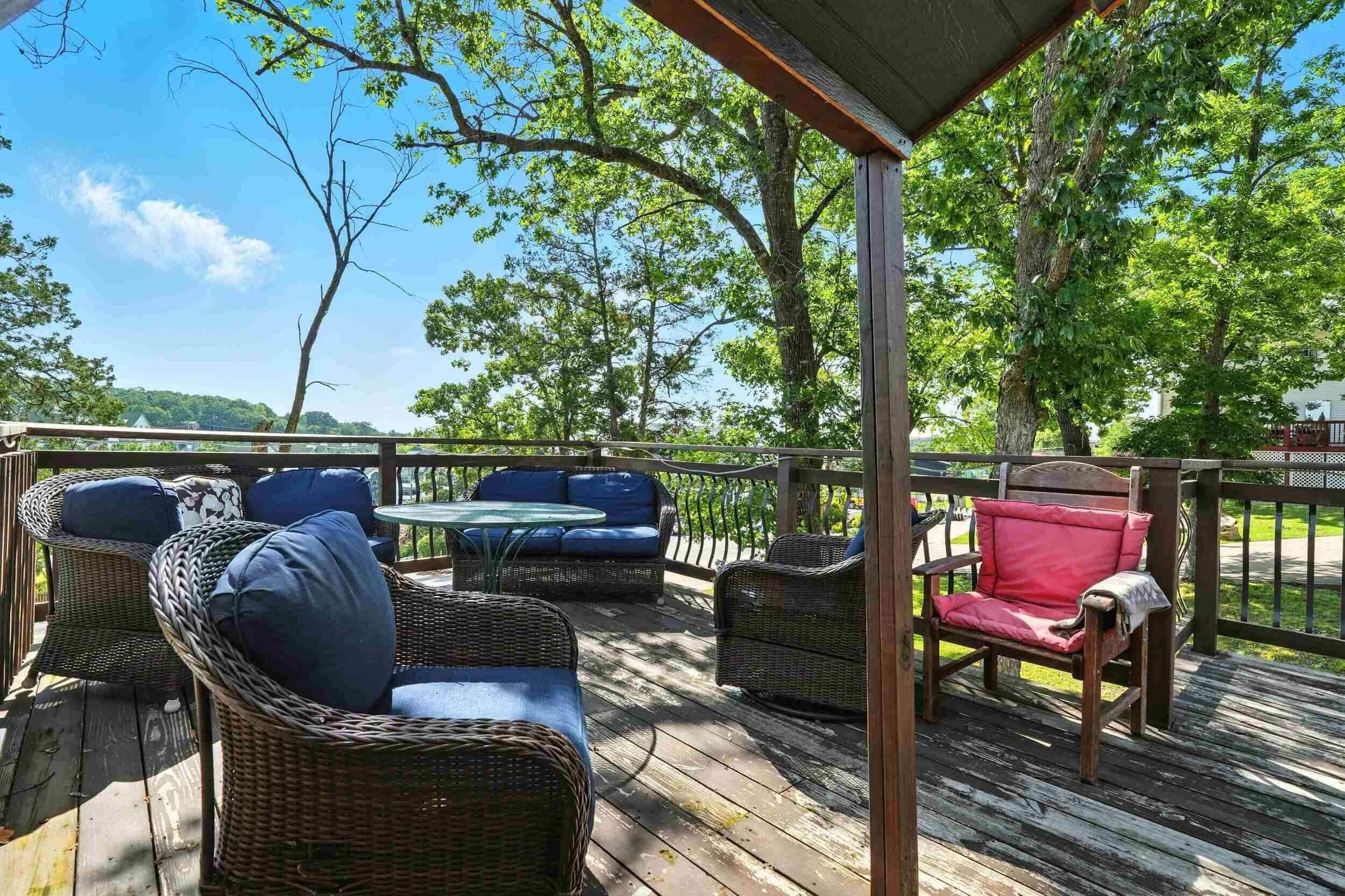 Family Cabin, 2 Bedrooms, Kitchen, Resort View | Desk, blackout drapes, free WiFi