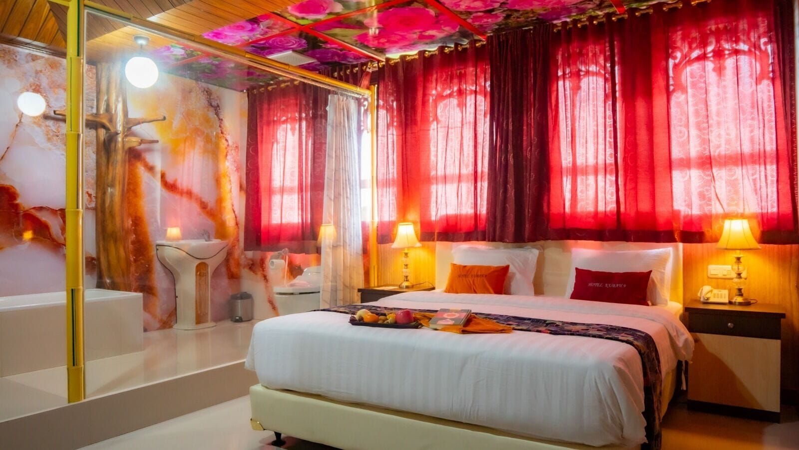Executive suite | Luxe beddengoed, een minibar, een bureau, een laptopwerkplek