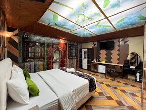 Superior Double Room | Premium bedding, minibar, desk, laptop workspace - Hotel Kubah 9 (Kendari)