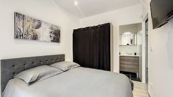 1 chambre, chambres insonorisées, Wi-Fi gratuit, draps fournis