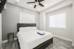 7 makuuhuonetta, silitysrauta/-lauta, Wi-Fi, vuodevaatteet