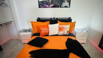 1 bedroom, desk, iron/ironing board, free WiFi