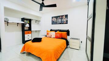 1 bedroom, desk, iron/ironing board, free WiFi