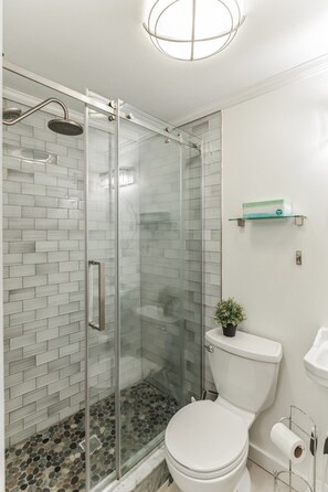 Villa (2 Bedrooms) | Bathroom