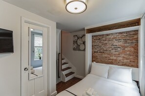 2 slaapkamers, individueel gedecoreerd, individueel gemeubileerd