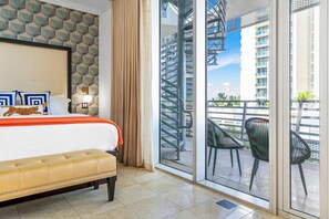 Apartment - Chasing Waves - Penthouse With Private Hot tub (Miami Beach)