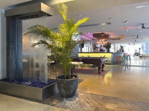Room - Chasing Waves - Penthouse With Private Hot tub (Miami Beach)