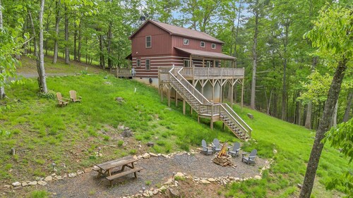 Adventure River Cabin | Two Acres of Private Land | Games & Entertainment Galore