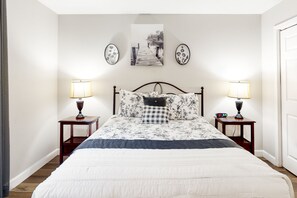 2 habitaciones, acceso a internet y ropa de cama