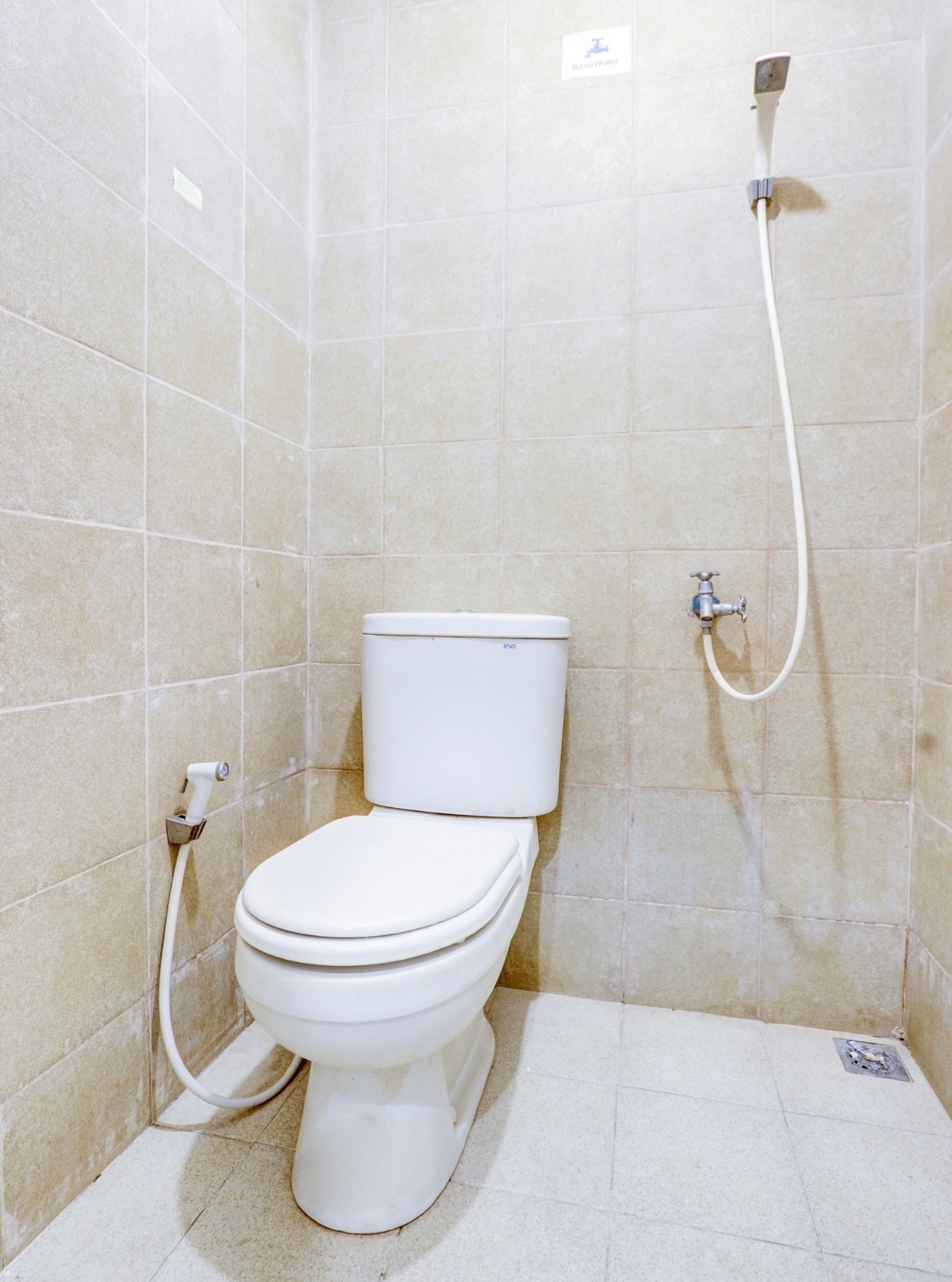 Deluxe Double Room | Bathroom | Shower, towels, toilet paper