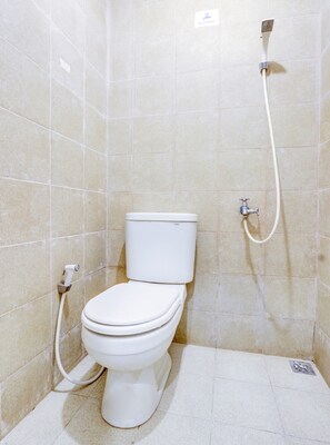 豪華雙人房 | 浴室 | 淋浴設備、毛巾、衛生紙