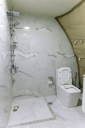 Tente Confort | Salle de bain
