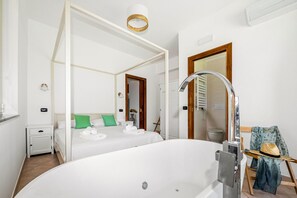 Room - Villa Malu - Castroreale ,Sicily (Castroreale)