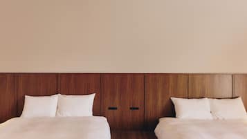 Luxury Suite, Non Smoking, City View | 1 bedroom, individually decorated, blackout drapes, soundproofing
