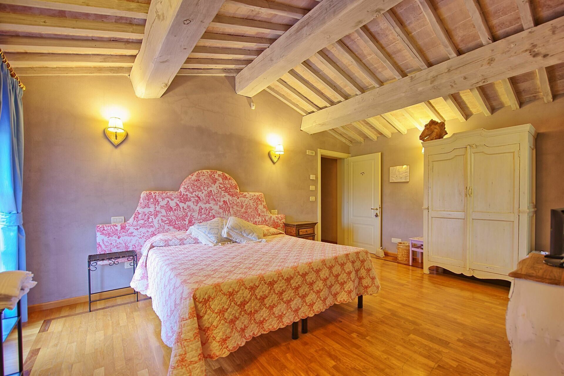 7 Schlafzimmer, WLAN