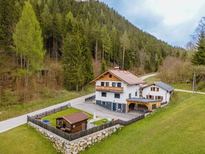 Exterior - Small but fine with fantastic views (Schladming)