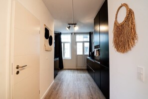 Réfrigérateur, four, plaque de cuisson, lave-vaisselle