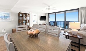 Smart TV, offices - One Seagrove Place 1201 (Santa Rosa Beach)