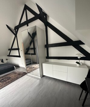 1 bedroom, free WiFi, bed sheets - Holiday Apartment "Alte Scheune Drolshagen" with Private Terrace, Shared Garden & Wi-Fi (Drolshagen)