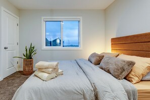 5 Schlafzimmer, Bügeleisen/Bügelbrett, Reisekinderbett, kostenloses WLAN