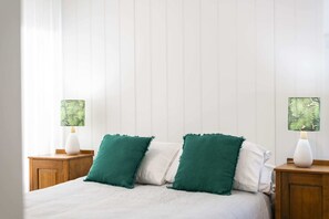 5 soverom, skrivebord, strykejern/-brett og wi-fi