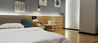 Luojia Apartment (The Sixth Affiliated Hospital of Sun Yat-sen University)