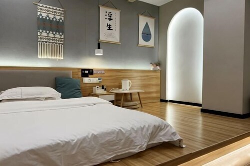 Luojia Apartment (The Sixth Affiliated Hospital of Sun Yat-sen University)