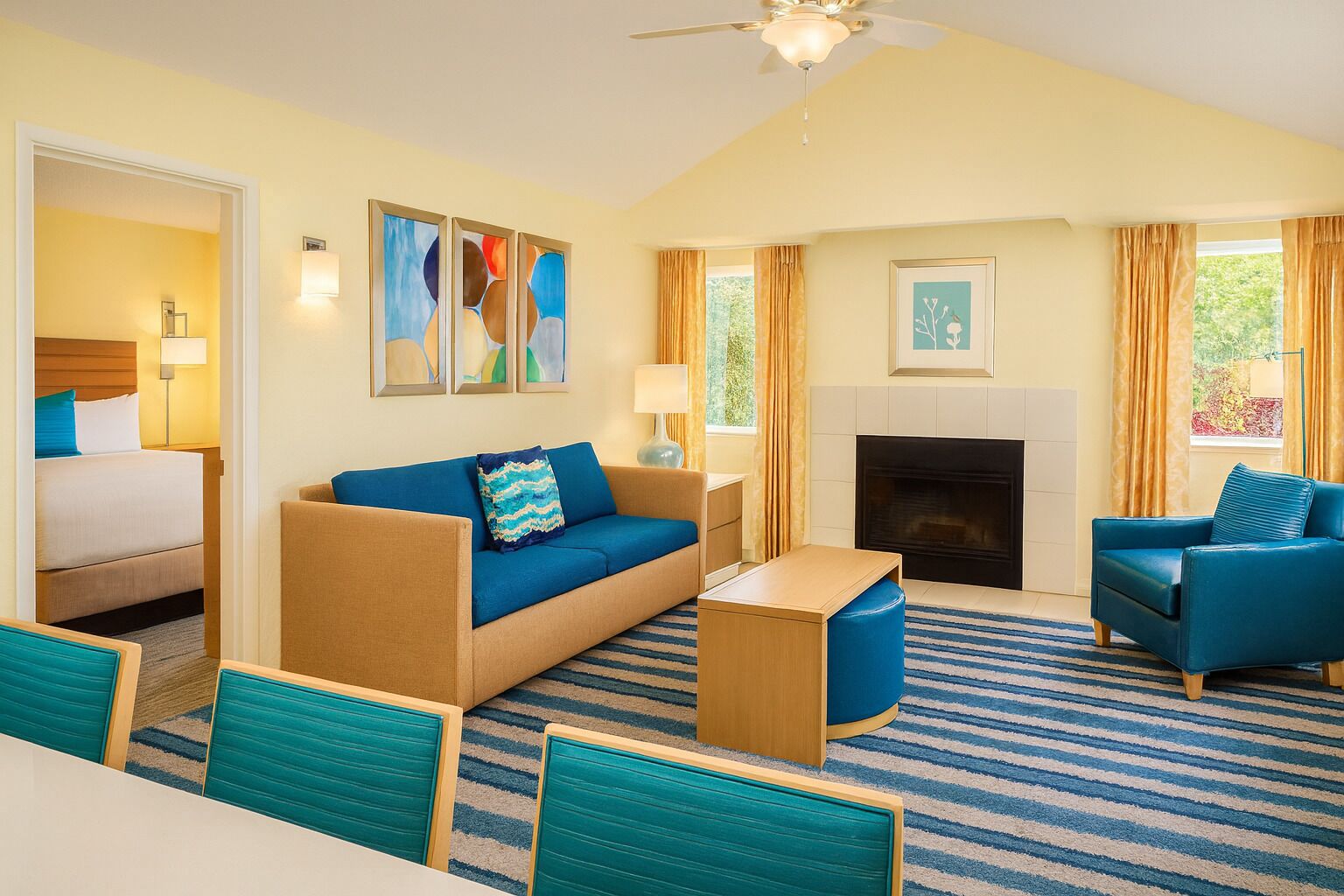 3 Relaxing Units, With Kitchen And Outdoor Pool, Pets Are Allowed! - Flagstaff