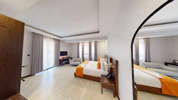 Premium bedding, minibar, individually furnished, desk