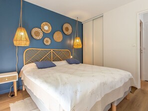 1 Schlafzimmer, Reisekinderbett, kostenloses WLAN, Bettwäsche