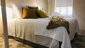 3 slaapkamers, een strijkplank/strijkijzer, wifi, beddengoed