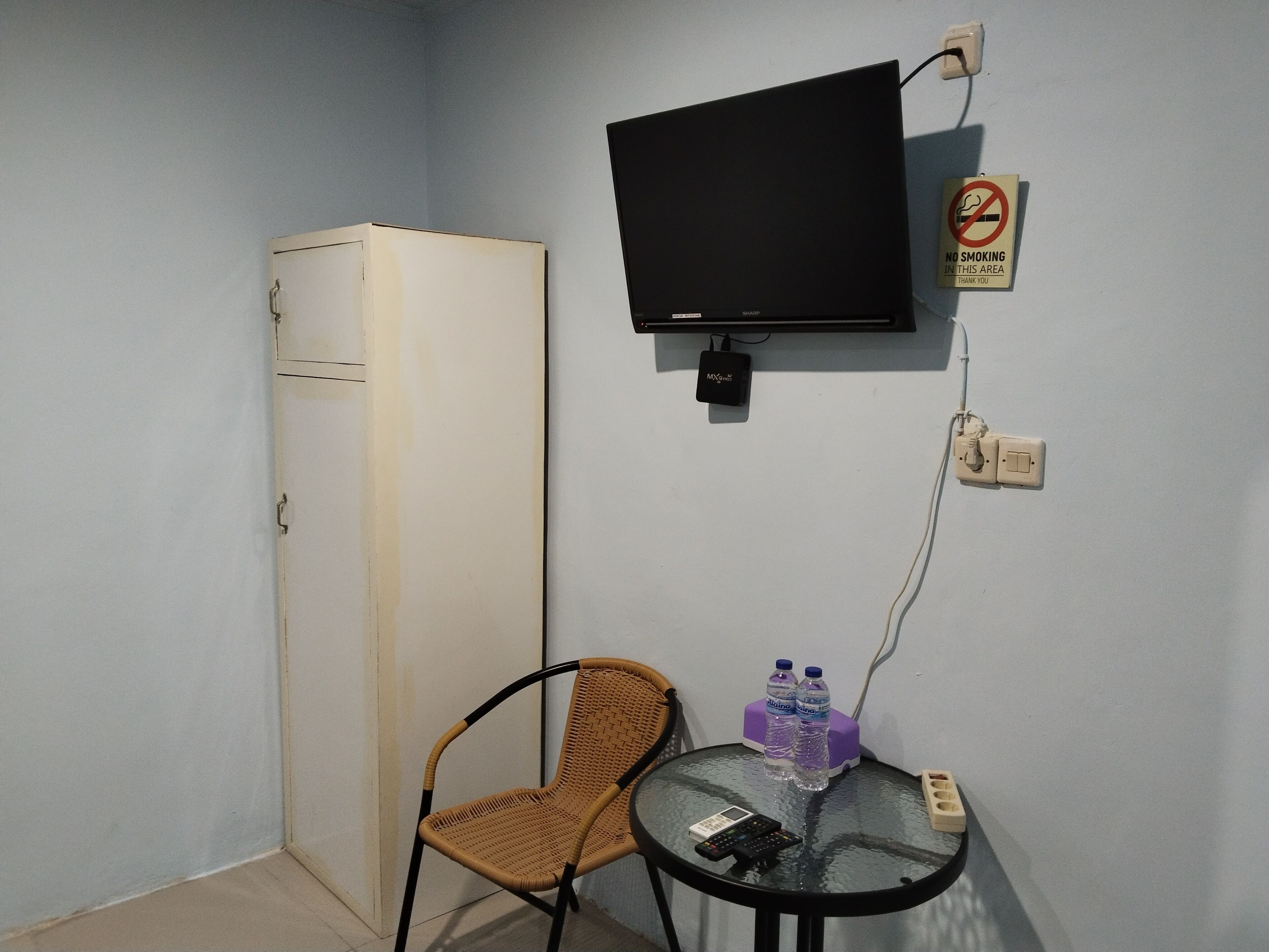 deluxe double room | free wifi, bed sheets