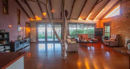 Stone Cottage Wallaby Ridge Hideaway Retreat