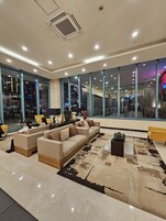 Sala de estar en el lobby