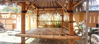 OYO Life 92847 Penginapan Muslim Walker