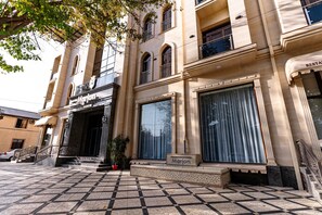 Property entrance - Hotel MARJON (Samarkand)