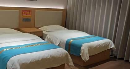 Qiemo Tazhong Town Moqin Jiayuan Express Hotel