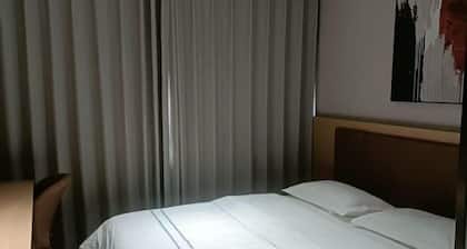 Qiemo Tazhong Town Moqin Jiayuan Express Hotel
