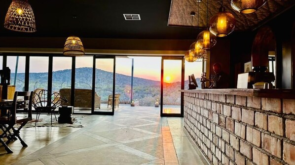 Bar (on property) - Lodge Damaraland (Khorixas)