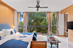 Caja fuerte, escritorio, sistema de insonorización