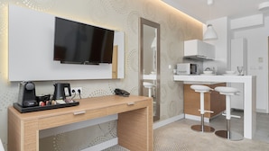 Unclassified image, 4 of 19, button - Spacious Studio Hubska by Renters (Wroclaw)