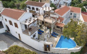 Exterior - Beautiful cozy villa in the picturesque village of Gavalochori (Gavalohori)