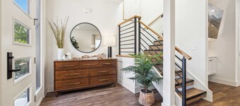 Nomad's Retreat - 1.5 Miles From DT & UofA