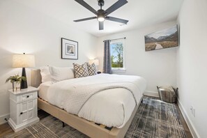 3 chambres, bureau, fer et planche à repasser, Wi-Fi